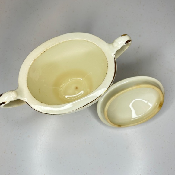 Homer Laughlin Georgian Eggshell Cotillion Magnolia Pattern Sugar Bowl and Lid - Picture 6 of 14